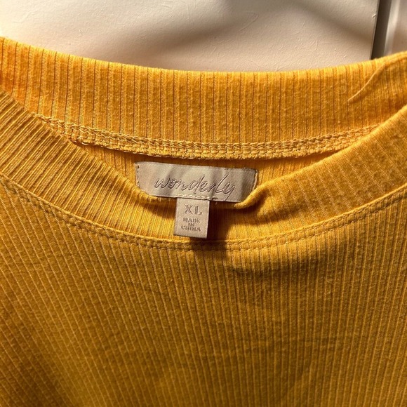 Sweater - Picture 4 of 5